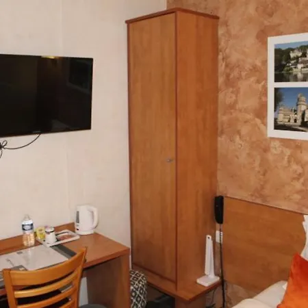 Hotel Logis Beaudon