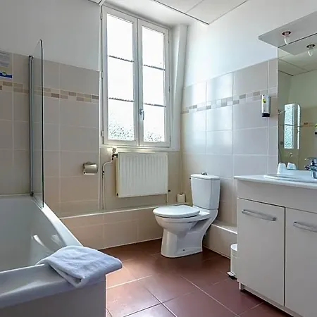 Logis Beaudon 3* بيرّفوندس