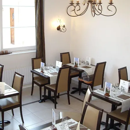 Logis Beaudon 3* Pierrefonds