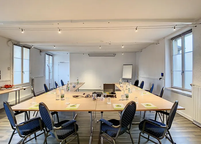 Hotel Logis Beaudon 3*