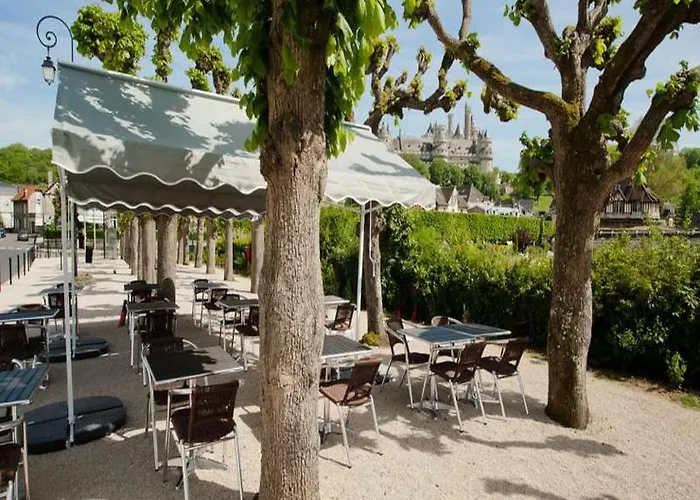 Hotel Logis Beaudon 3*