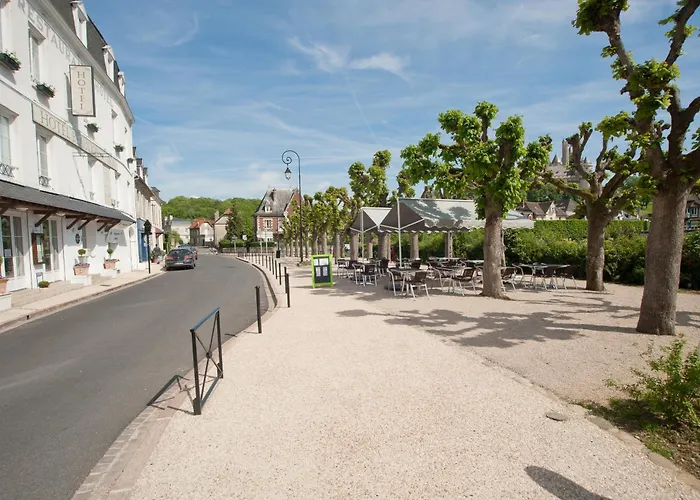 Hotel Logis Beaudon Pierrefonds