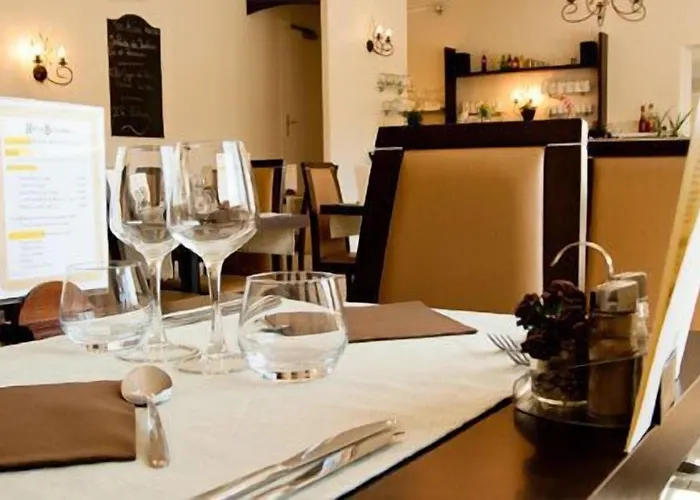 Hotel Logis Beaudon 3*